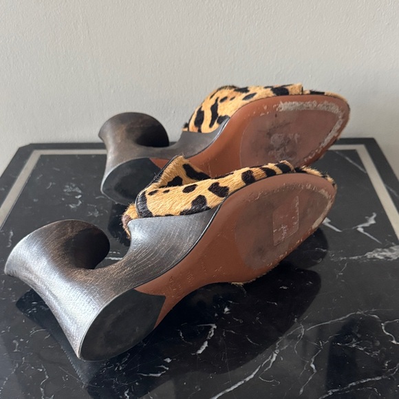 Alaia RARE Leopard Print Ponyhair Mules with Sculpted Heel 39 - Picture 5 of 6